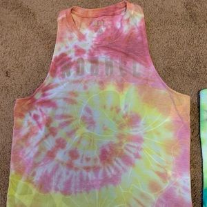 NoBull Tie Dye High Neck Hibiscus tank MED